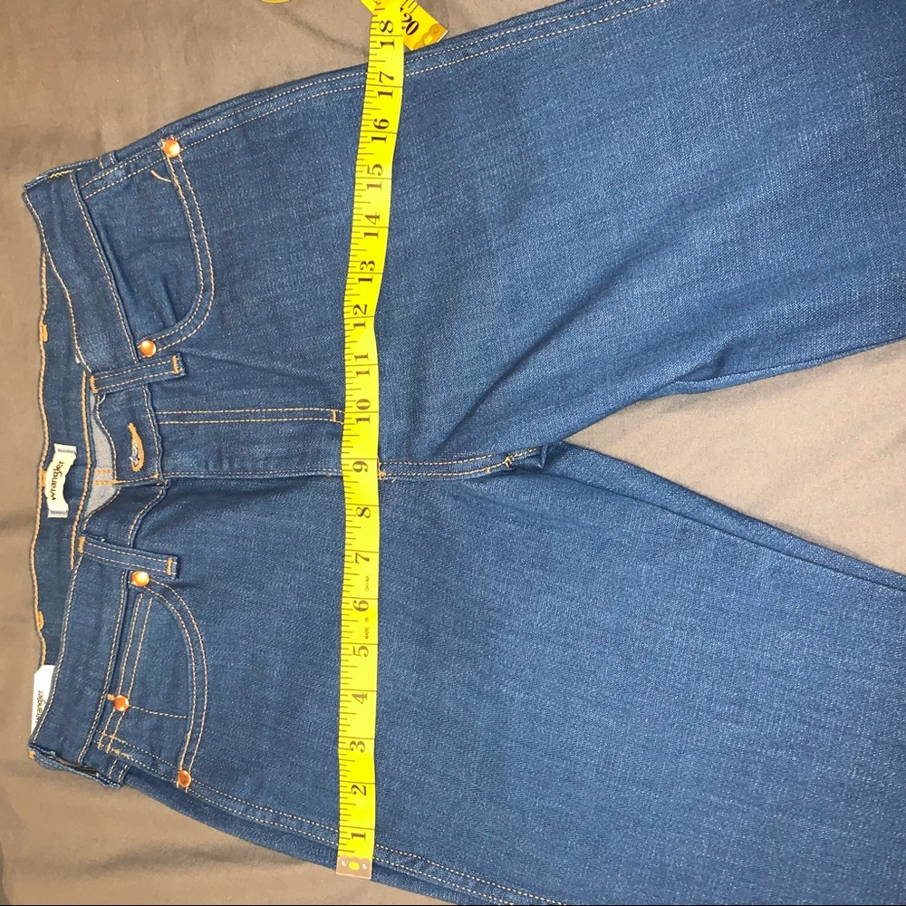 Wrangler EXAGGERATED BOOTCUT JEAN IN LOW DIP RINSE - Picture 9 of 11